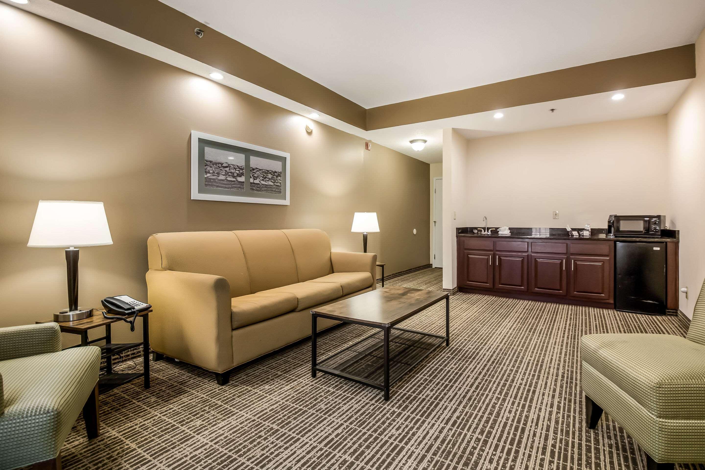 Quality Inn Oak Ridge Bagian luar foto