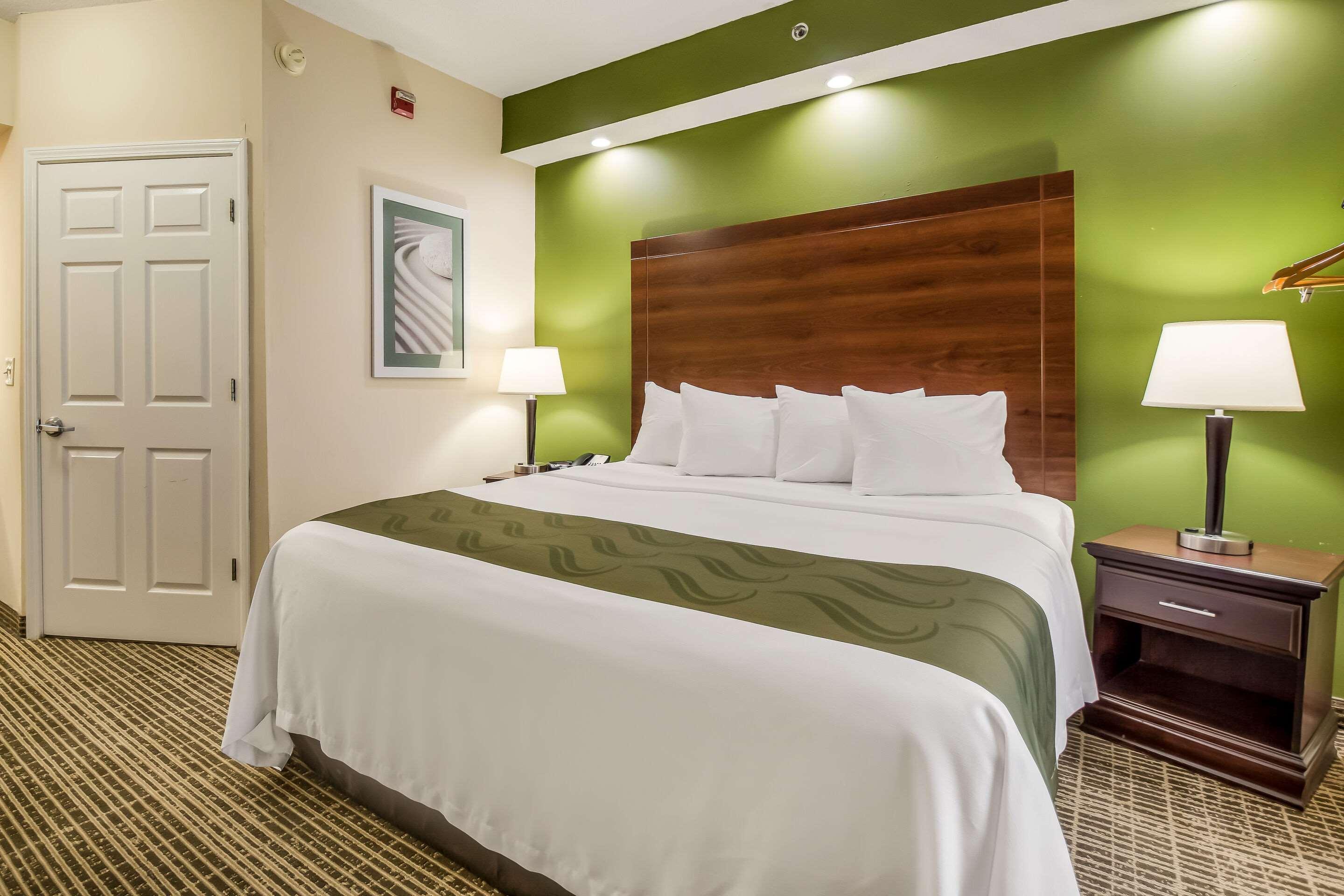 Quality Inn Oak Ridge Bagian luar foto