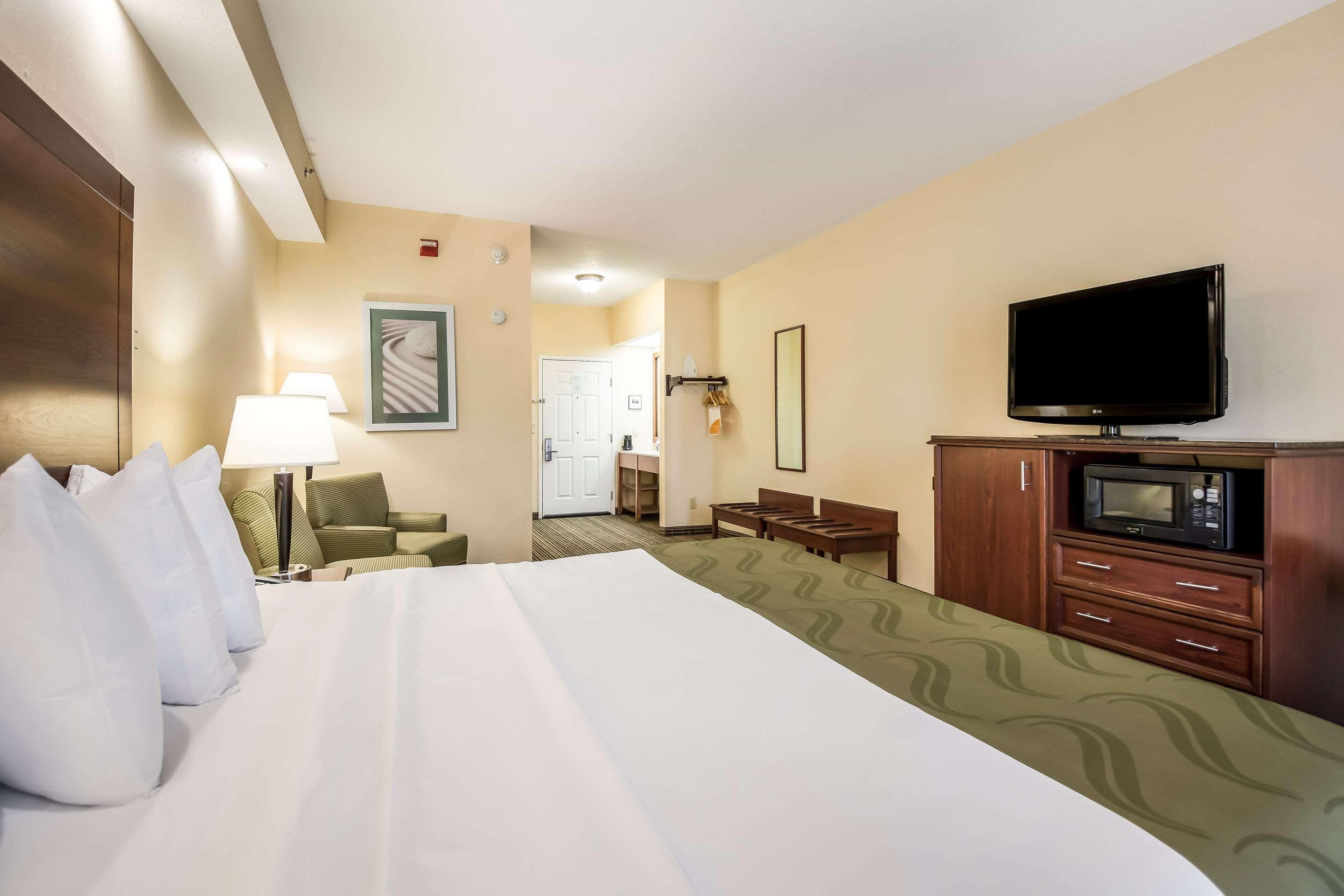 Quality Inn Oak Ridge Bagian luar foto