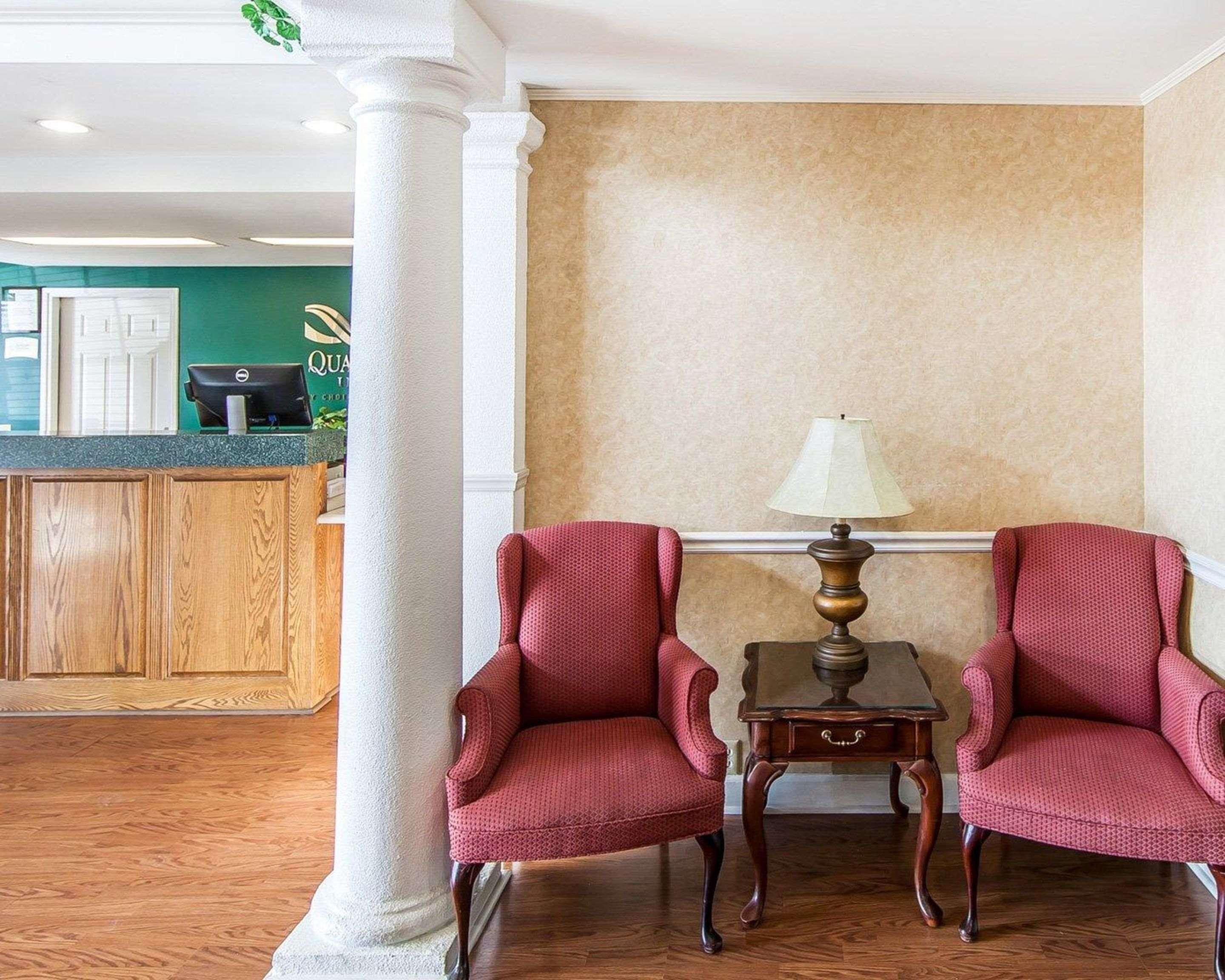 Quality Inn Oak Ridge Bagian luar foto