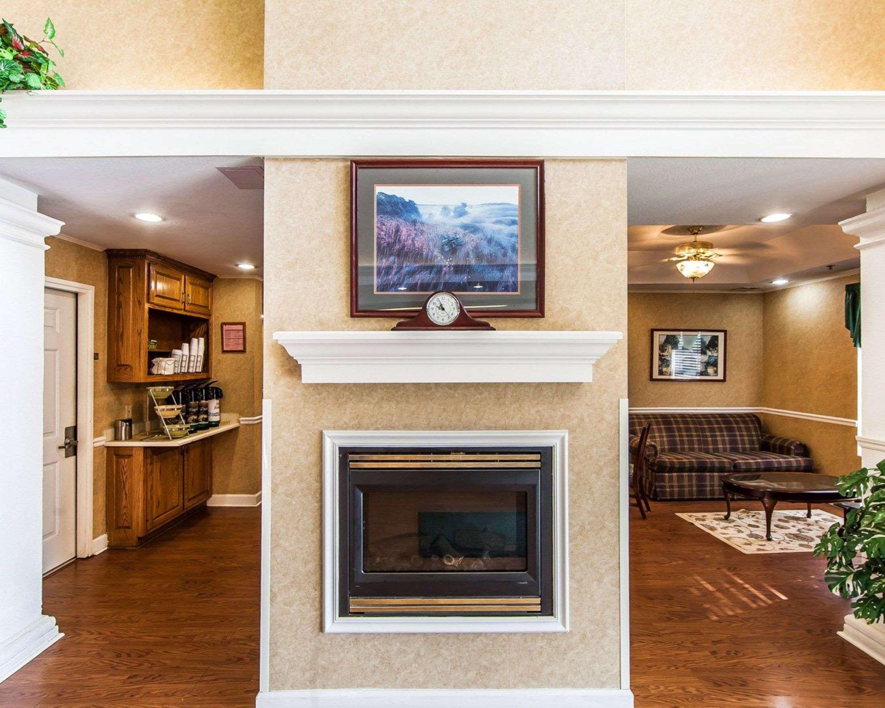 Quality Inn Oak Ridge Bagian luar foto